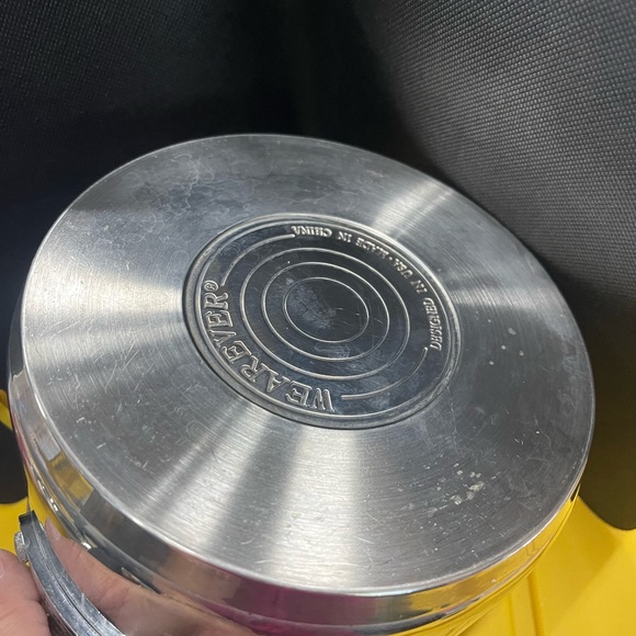 Wearever 2 qt pot in great condition - Picture 5 of 6